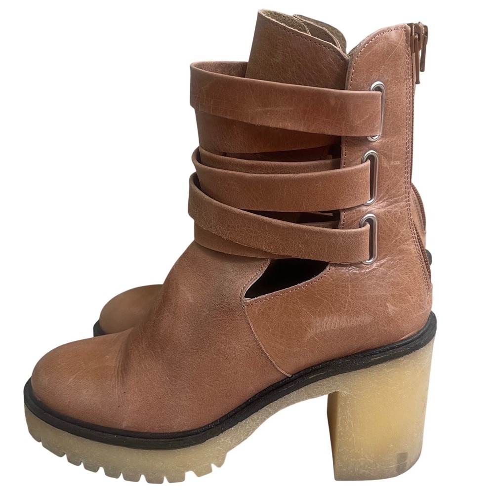 Free people jesse cutout Tan Leather  Strap Chunky boots Lug‎ Heel Sz 39.5/9-9.5